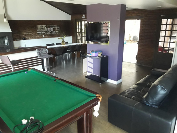 Imagem Casa com 5 Quartos à Venda, 703 m² em Duque De Caxias - Santa Maria