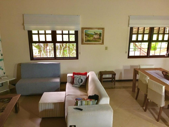 Imagem Casa com 5 Quartos à Venda, 353 m² em Buraquinho - Lauro De Freitas Imagem Casa com 5 Quartos à Venda, 353 m² em Buraquinho - Lauro De Freitas