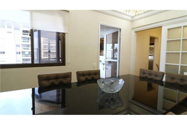 Imagem Apartamento com 4 Quartos à Venda, 227 m² em Moema - São Paulo Imagem Apartamento com 4 Quartos à Venda, 227 m² em Moema - São Paulo