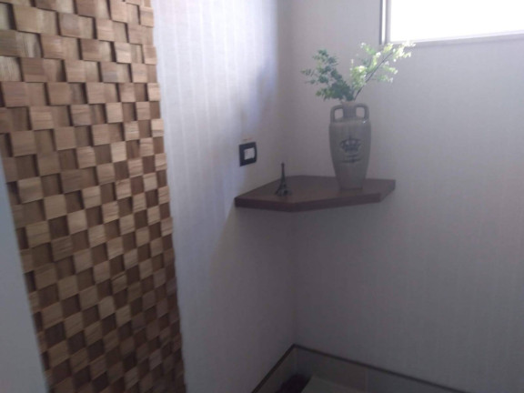 Imagem Casa com 3 Quartos à Venda, 300 m² em Residencial Estoril - Taubaté Imagem Casa com 3 Quartos à Venda, 300 m² em Residencial Estoril - Taubaté