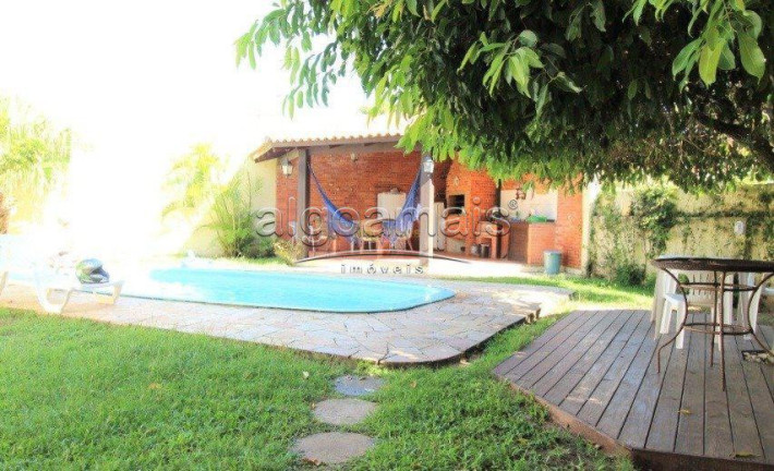 Imagem Imóvel com 3 Quartos à Venda, 250 m² em Centro - Xangri-lá