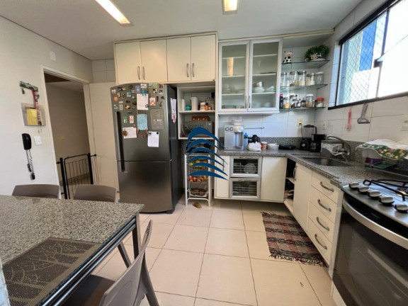 Imagem Imóvel com 4 Quartos à Venda, 288 m² em Pituba - Salvador