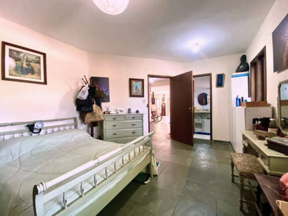 Imagem Casa com 4 Quartos à Venda, 303 m² em Vila Diva - Carapicuíba