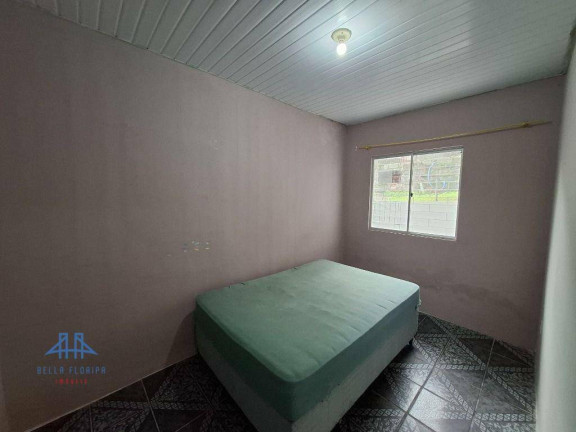 Imagem Casa com 6 Quartos à Venda, 250 m² em Trindade - Florianópolis Imagem Casa com 6 Quartos à Venda, 250 m² em Trindade - Florianópolis