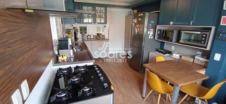Imagem Sobrado com 4 Quartos à Venda, 283 m² em Laranjal - Pelotas Imagem Sobrado com 4 Quartos à Venda, 283 m² em Laranjal - Pelotas