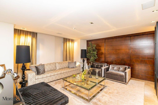 Imagem Apartamento com 3 Quartos à Venda, 791 m² em água Verde - Curitiba