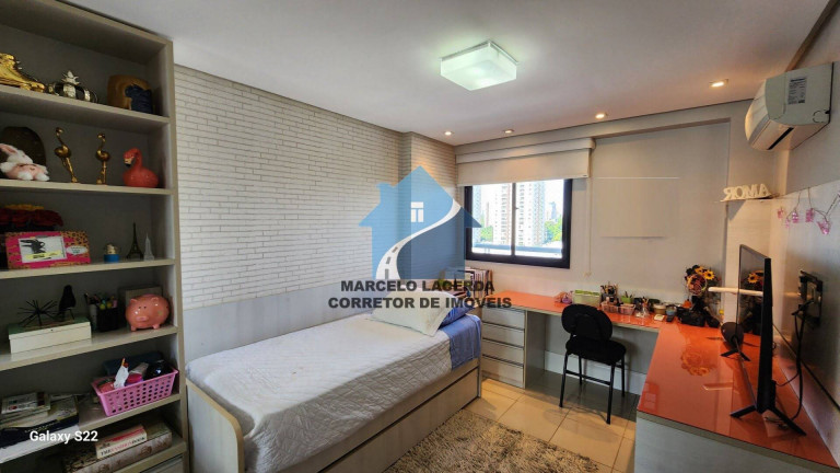 Imagem Apartamento com 3 Quartos para Alugar, 180 m² em Adrianópolis - Manaus