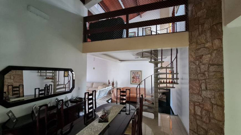 Imagem Imóvel com 3 Quartos à Venda, 3.600.000 m² em São Paulo - Jundiaí