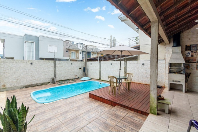 Imagem Casa com 3 Quartos à Venda,  em Igara - Canoas