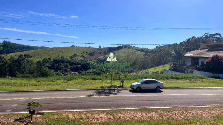 Imagem Terreno à Venda, 1.600 m² em Centro - Jambeiro