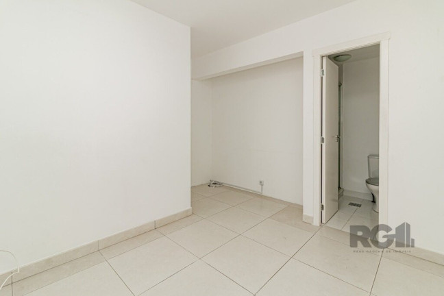 Imagem Imóvel com 2 Quartos à Venda, em Vila Ipiranga - Porto Alegre Imagem Imóvel com 2 Quartos à Venda, em Vila Ipiranga - Porto Alegre