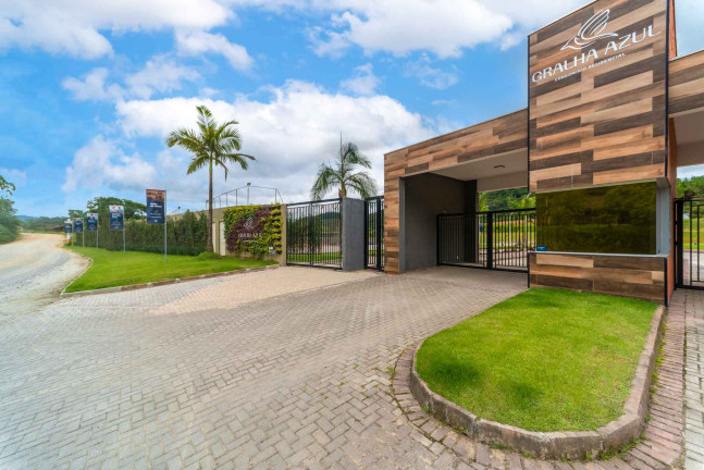 Imagem Terreno à Venda, 600 m² em Rio Do Meio - Camboriú
