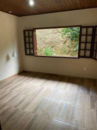 Imagem Casa com 3 Quartos à Venda, 500 m² em Cascatinha - Nova Friburgo