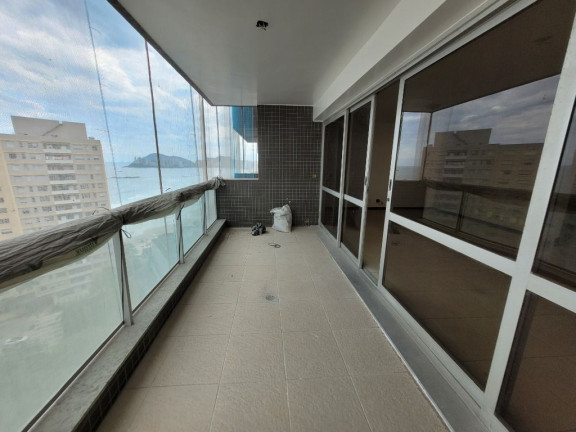 Imagem Apartamento com 4 Quartos à Venda, 160 m² em Pitangueiras - Guarujá