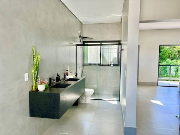 Imagem Casa com 3 Quartos à Venda, 600 m² em Setor Habitacional Arniqueira (águas Claras) - Brasília Imagem Casa com 3 Quartos à Venda, 600 m² em Setor Habitacional Arniqueira (águas Claras) - Brasília