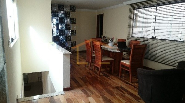 Imagem Casa com 5 Quartos à Venda, 450 m² em Jardim Franca - São Paulo Imagem Casa com 5 Quartos à Venda, 450 m² em Jardim Franca - São Paulo