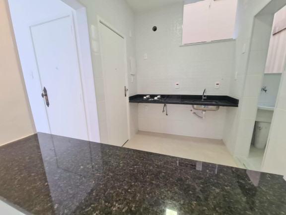 Imagem Apartamento com 2 Quartos à Venda, 60 m² em Copacabana - Rio De Janeiro Imagem Apartamento com 2 Quartos à Venda, 60 m² em Copacabana - Rio De Janeiro