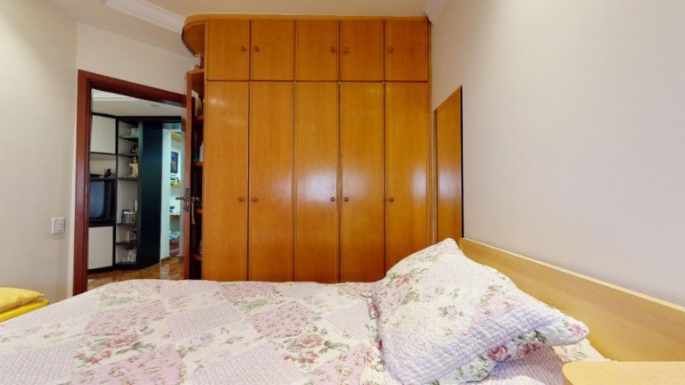 Imagem Apartamento com 4 Quartos à Venda, em Aclimação - São Paulo Imagem Apartamento com 4 Quartos à Venda, em Aclimação - São Paulo