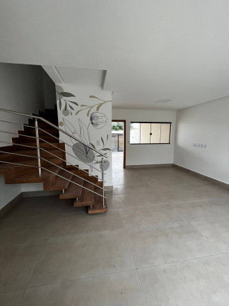 Imagem Sobrado com 3 Quartos à Venda,  em Parque Hayala - Aparecida De Goiânia