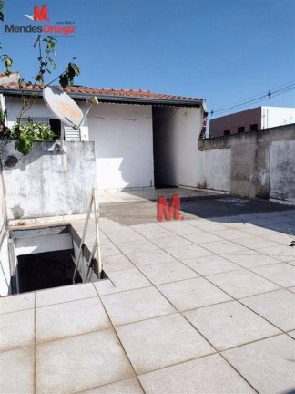 Imagem Casa com 2 Quartos à Venda, 139 m² em Jardim Santa Claudia - Sorocaba Imagem Casa com 2 Quartos à Venda, 139 m² em Jardim Santa Claudia - Sorocaba