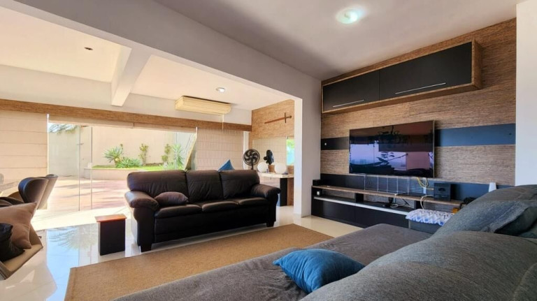Imagem Casa com 5 Quartos à Venda, 800 m² em Marapé - Santos Imagem Casa com 5 Quartos à Venda, 800 m² em Marapé - Santos