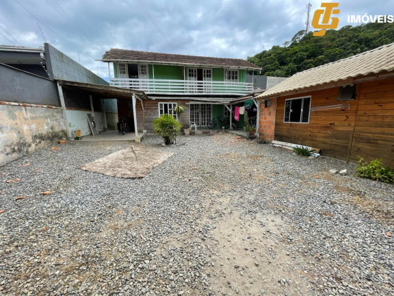 Imagem Casa à Venda, 288 m² em Monte Alegre - Camboriú Imagem Casa à Venda, 288 m² em Monte Alegre - Camboriú