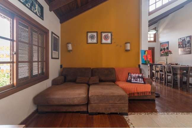 Imagem Imóvel com 2 Quartos à Venda, 164 m² em Petrópolis - Porto Alegre Imagem Imóvel com 2 Quartos à Venda, 164 m² em Petrópolis - Porto Alegre