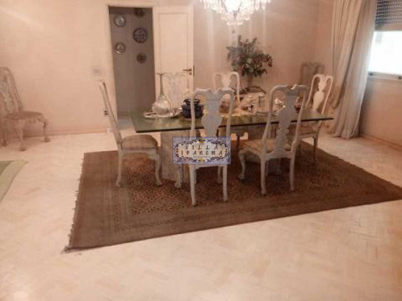 Imagem Apartamento com 4 Quartos à Venda, 303 m² em Copacabana - Rio De Janeiro Imagem Apartamento com 4 Quartos à Venda, 303 m² em Copacabana - Rio De Janeiro