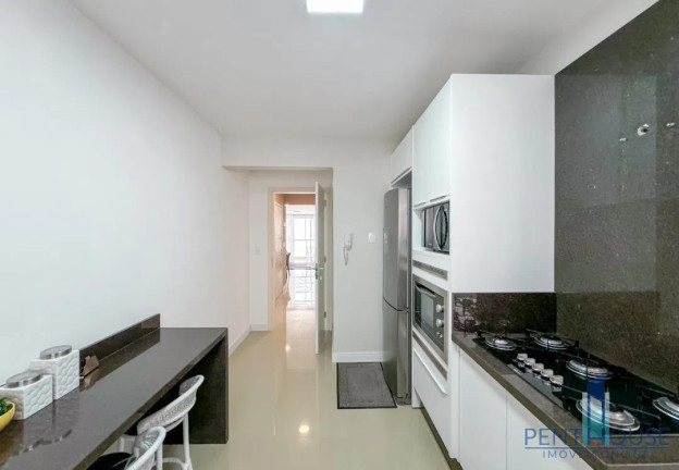 Imagem Apartamento com 2 Quartos à Venda, 115 m² em Centro - Balneário Camboriú