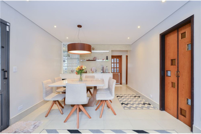 Imagem Casa com 4 Quartos à Venda,  em Jardim Trussardi - São Paulo