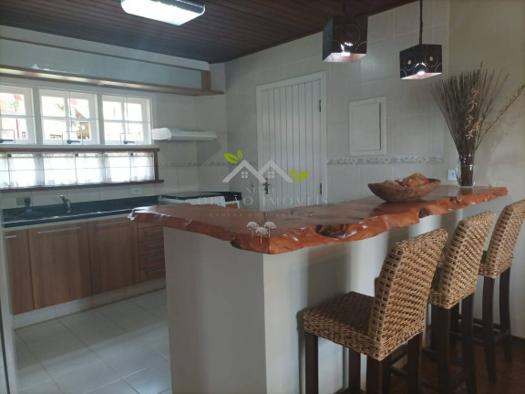 Imagem Casa com 4 Quartos à Venda, 250 m² em Alto Do Capivari - Campos Do Jordão Imagem Casa com 4 Quartos à Venda, 250 m² em Alto Do Capivari - Campos Do Jordão