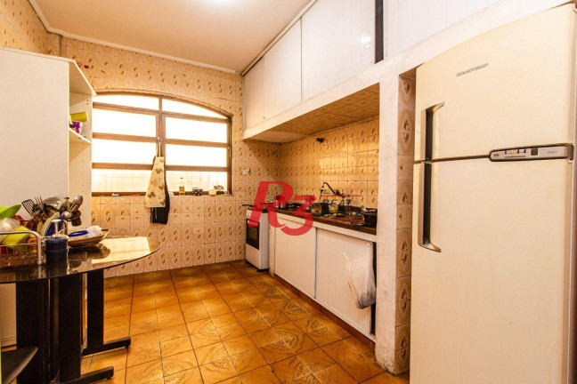Imagem Casa com 3 Quartos à Venda, 250 m² em Campo Grande - Santos