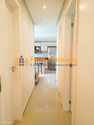 Imagem Apartamento com 3 Quartos à Venda, 61 m² em Cavalhada - Porto Alegre Imagem Apartamento com 3 Quartos à Venda, 61 m² em Cavalhada - Porto Alegre