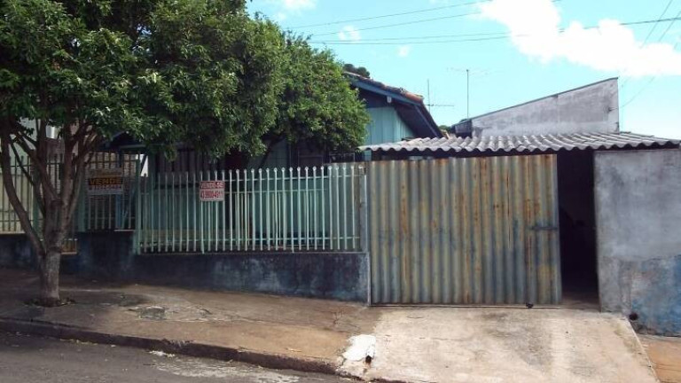 Casa à Venda,  em Jardim Bandeirantes - Arapongas