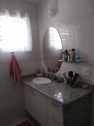 Imagem Casa com 3 Quartos à Venda, 309 m² em Vila Milton - Guarulhos Imagem Casa com 3 Quartos à Venda, 309 m² em Vila Milton - Guarulhos
