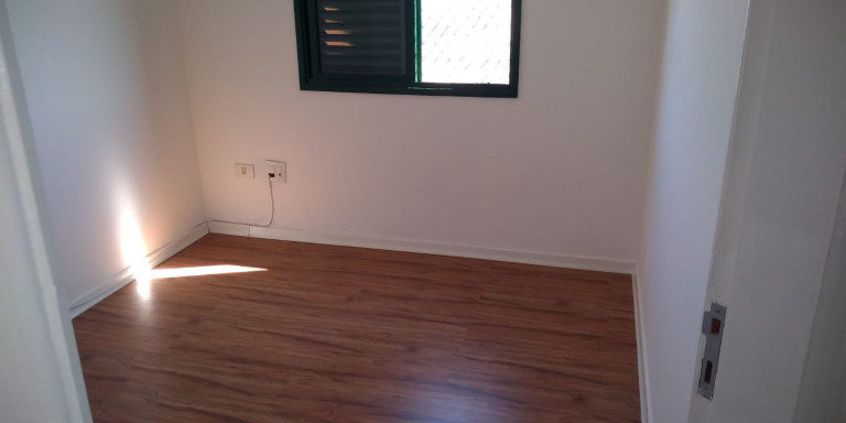 Imagem Imóvel com 2 Quartos à Venda, 54 m² em Interlagos - São Paulo Imagem Imóvel com 2 Quartos à Venda, 54 m² em Interlagos - São Paulo
