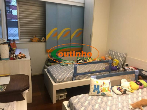 Imagem Apartamento com 4 Quartos à Venda, 160 m² em Tijuca - Rio De Janeiro Imagem Apartamento com 4 Quartos à Venda, 160 m² em Tijuca - Rio De Janeiro