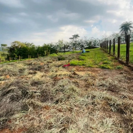 Imagem Terreno à Venda, 2.200 m² em Centro - Brumadinho Imagem Terreno à Venda, 2.200 m² em Centro - Brumadinho