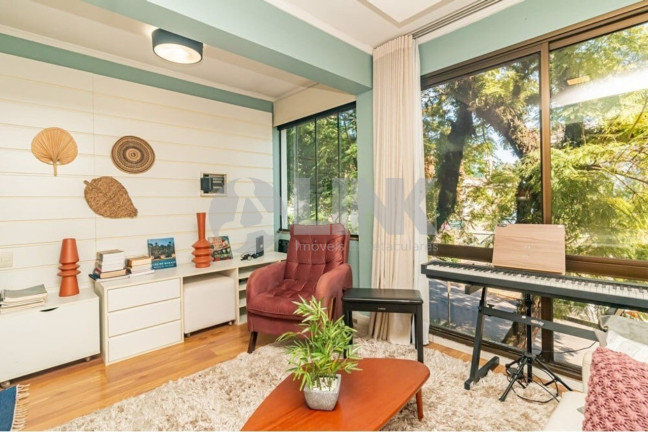 Imagem Apartamento com 1 Quarto à Venda, 51 m² em Petrópolis - Porto Alegre