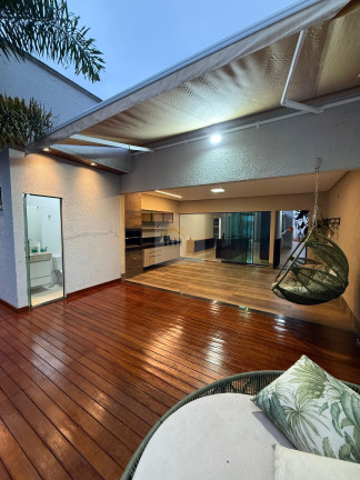 Imagem Casa com 4 Quartos à Venda, 214 m² em Jardim Ipê - Goiânia Imagem Casa com 4 Quartos à Venda, 214 m² em Jardim Ipê - Goiânia