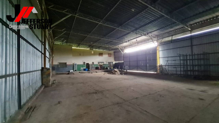 Imagem Galpão à Venda, 700 m² em Vila São José - Guaratinguetá Imagem Galpão à Venda, 700 m² em Vila São José - Guaratinguetá