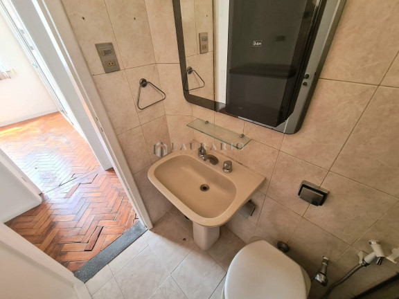 Imagem Apartamento com 1 Quarto à Venda, 65 m² em Copacabana - Rio De Janeiro Imagem Apartamento com 1 Quarto à Venda, 65 m² em Copacabana - Rio De Janeiro