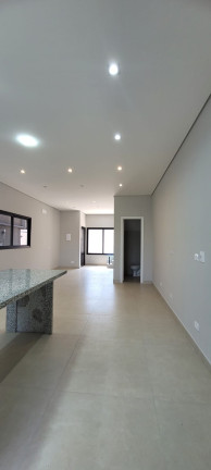 Imagem Sobrado com 3 Quartos à Venda, 120 m² em Villas Do Jaguari - Santana De Parnaíba