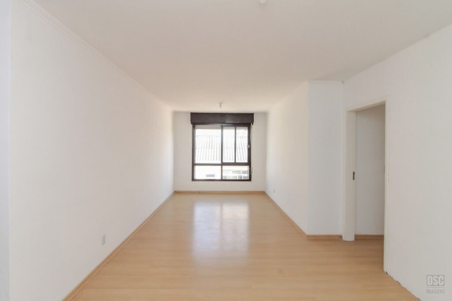 Imagem Apartamento com 3 Quartos à Venda, 197 m² em Auxiliadora - Porto Alegre Imagem Apartamento com 3 Quartos à Venda, 197 m² em Auxiliadora - Porto Alegre