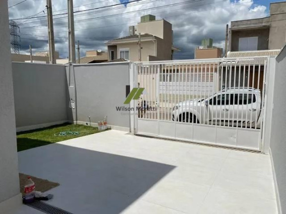 Imagem Casa com 3 Quartos à Venda, 100 m²