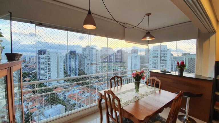 Imagem Apartamento com 2 Quartos à Venda, 65 m² em Santo Amaro - São Paulo