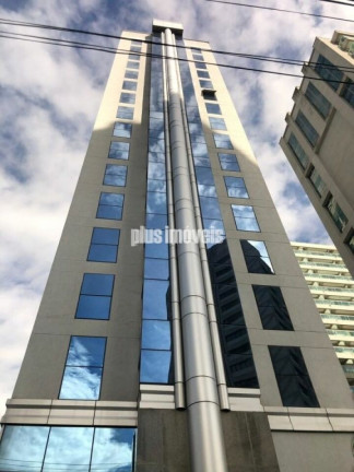 Imóvel Comercial à Venda, 34 m² em Santo Amaro - São Paulo