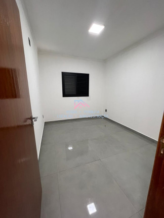 Imagem Casa com 2 Quartos à Venda, 75 m² em Jardim Vale Verde - Jundiaí