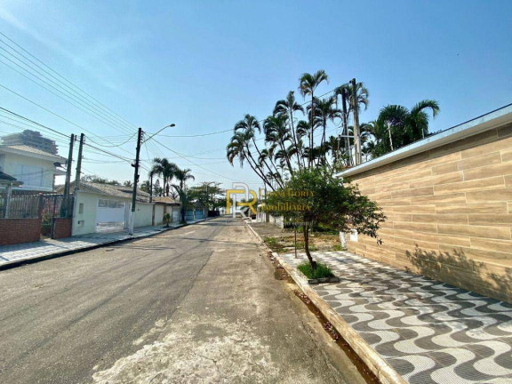 Imagem Sobrado com 4 Quartos à Venda, 173 m² em Solemar - Praia Grande Imagem Sobrado com 4 Quartos à Venda, 173 m² em Solemar - Praia Grande