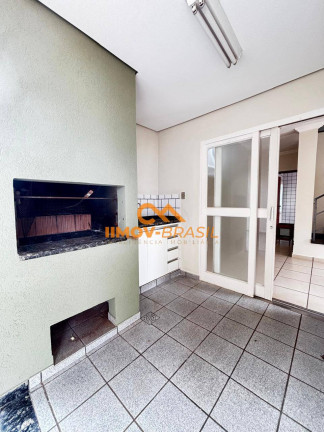 Imagem Sobrado com 3 Quartos para Alugar, 250 m² em Caranda Bosque - Campo Grande